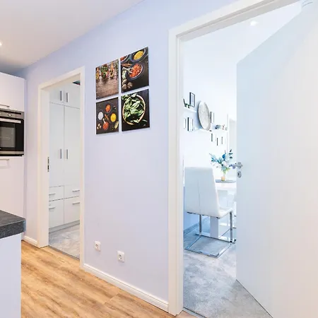 Aloha Apartment *